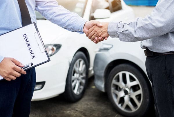 Blog - Does Insurance Cover Broken or Cracked Windshields